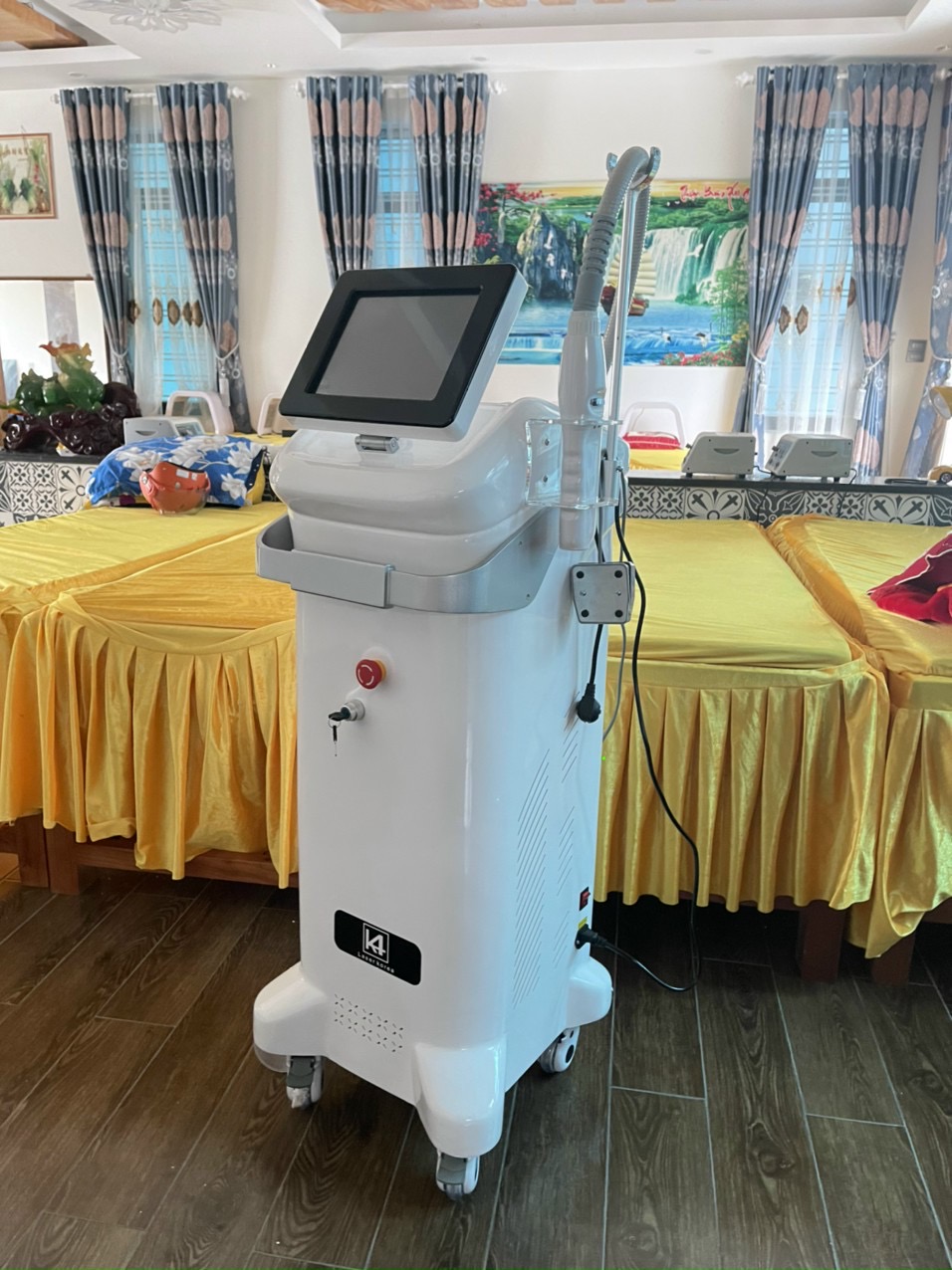 Máy xoá xăm trị nám Laser K4 